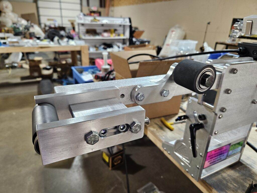 2x72 belt grinder small wheel attachment grinding for finger choils.